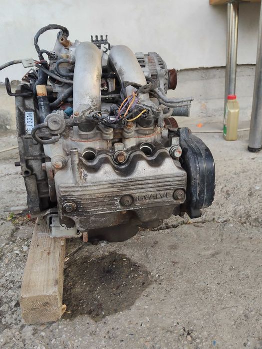 Motor Subaru 2.5 v4