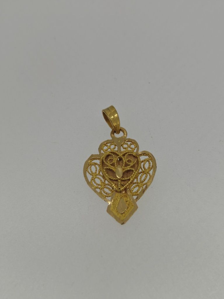 Pandantiv aur 22k 1.97gr (r)