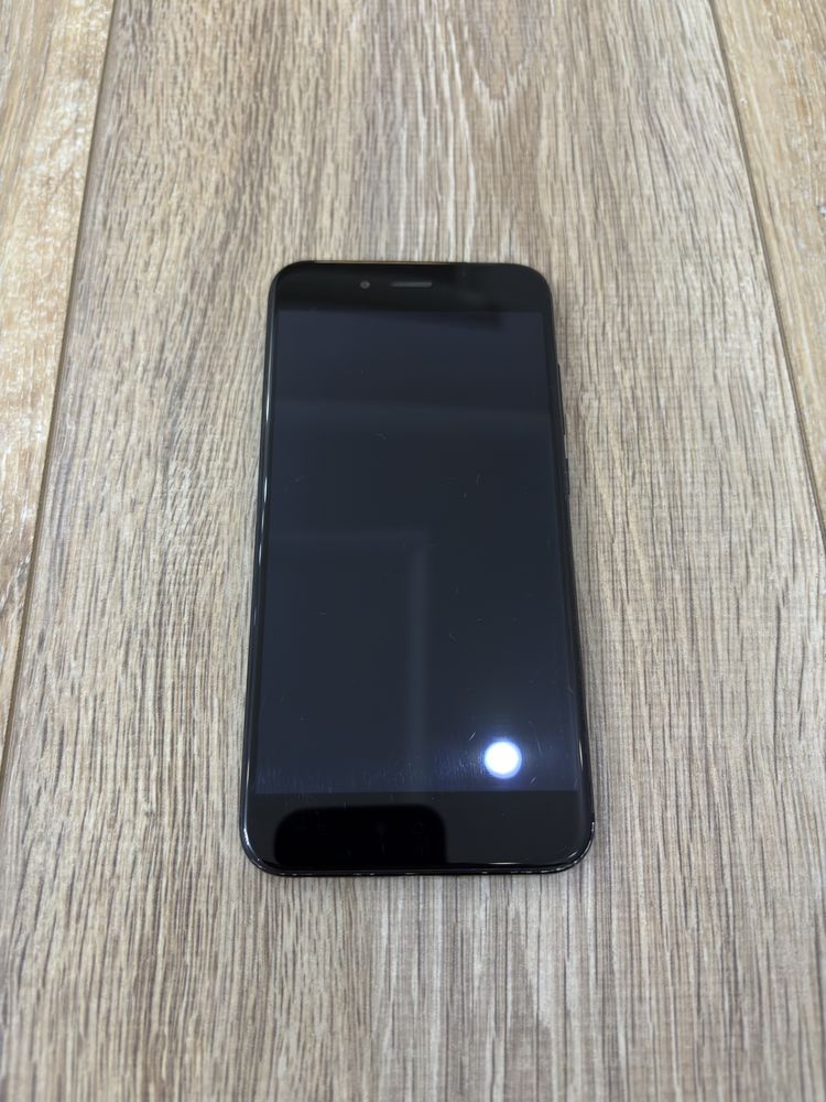 Xiaomi Mi A1 в отличном состоянии