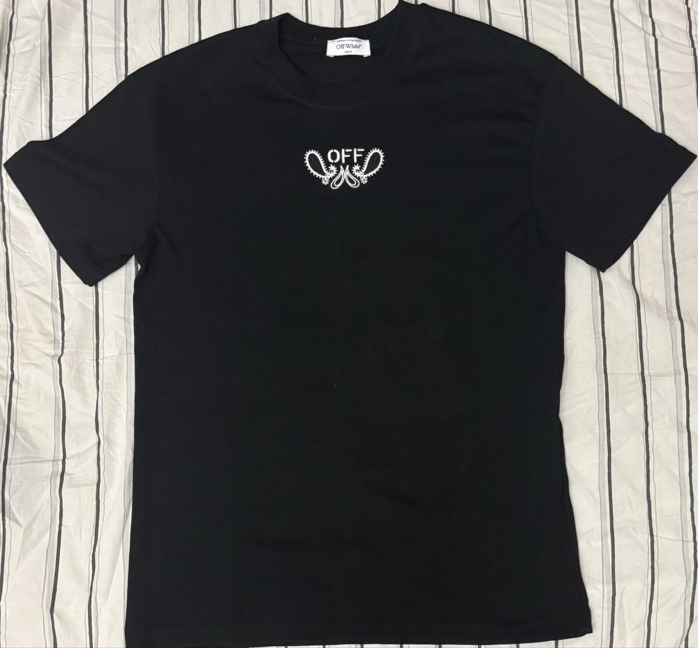 Тениска off-white черна с бял дизайн размер-S
