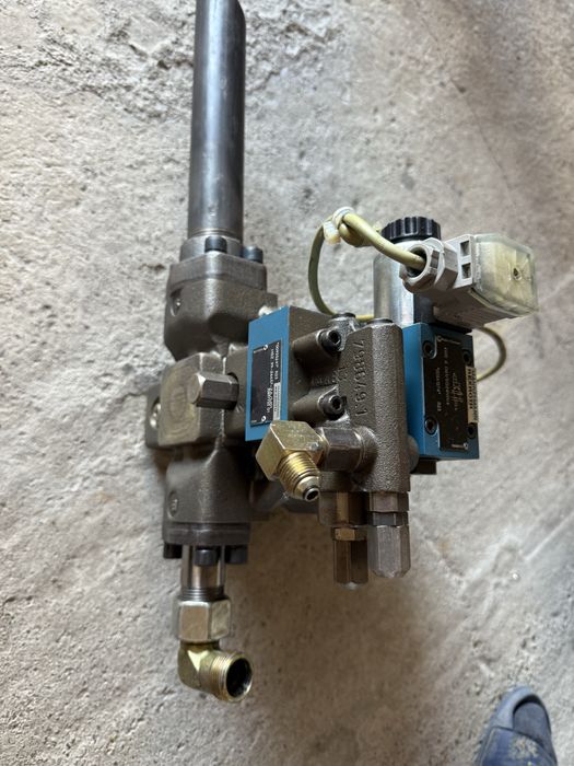 Pompă hidraulică Brueninghaus Hydromatik A10VSO 28DFR1/31R
