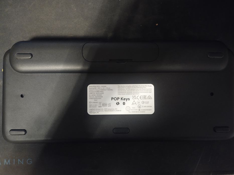 Tastatura Logitech Pop Keys Negru-Galben, Impecabilă