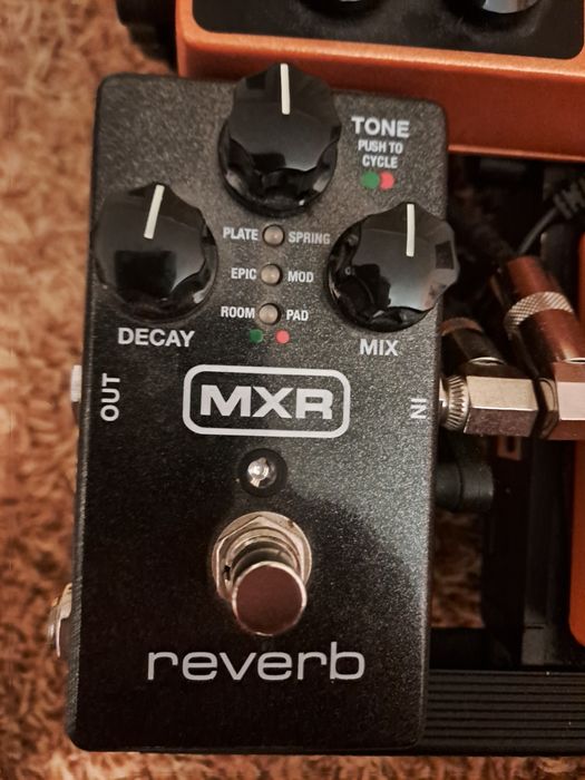 Pedală Reverb MXR M300