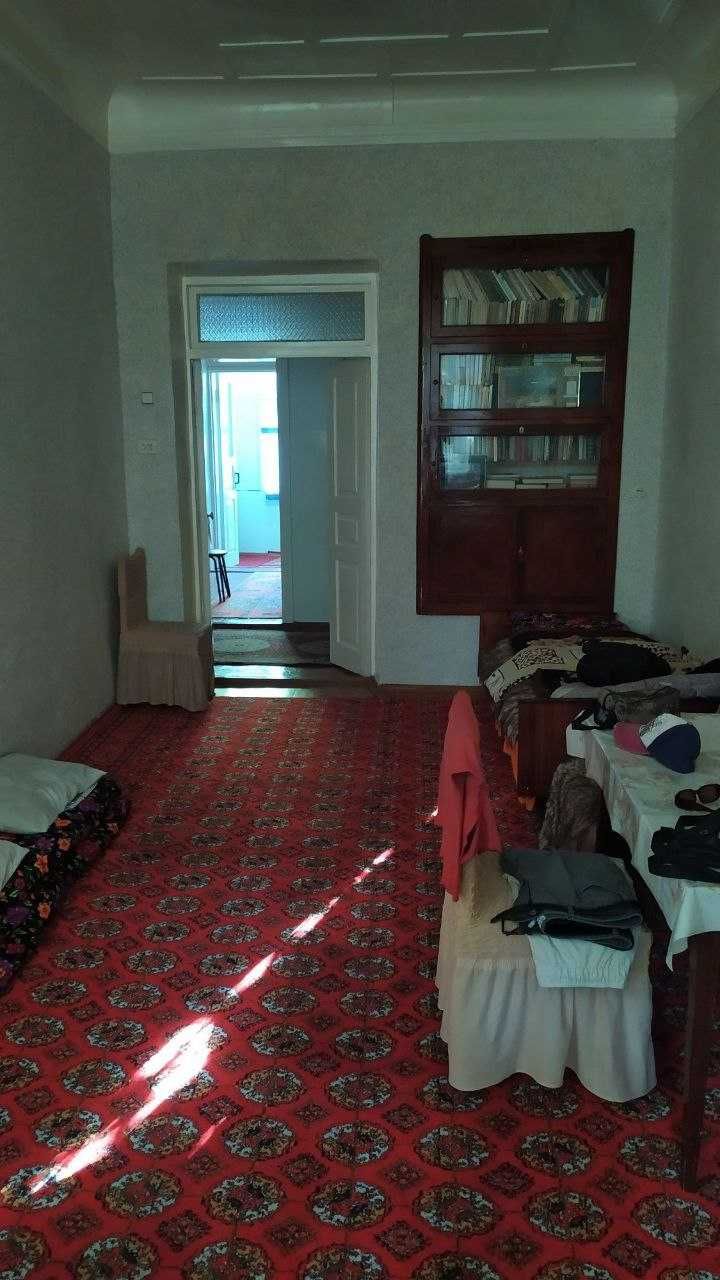 (К125003) Продается 3-х комнатная квартира в Чиланзарском районе.