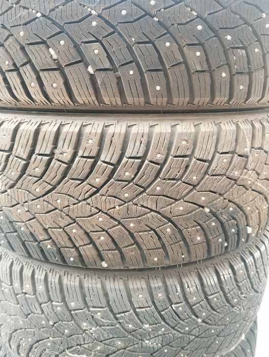 продается 235/55 18Triangle состояние как новая,ездили 1 сезон