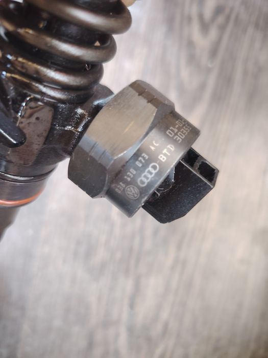Дюза 1.9 тди 116 к.с. Фолксваген Ауди / VW Audi помпа дюза