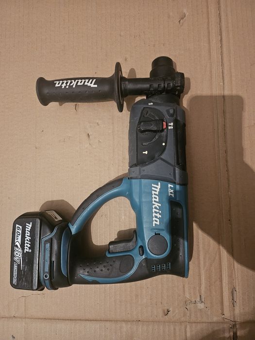 Rotopercutor Makita DHR202