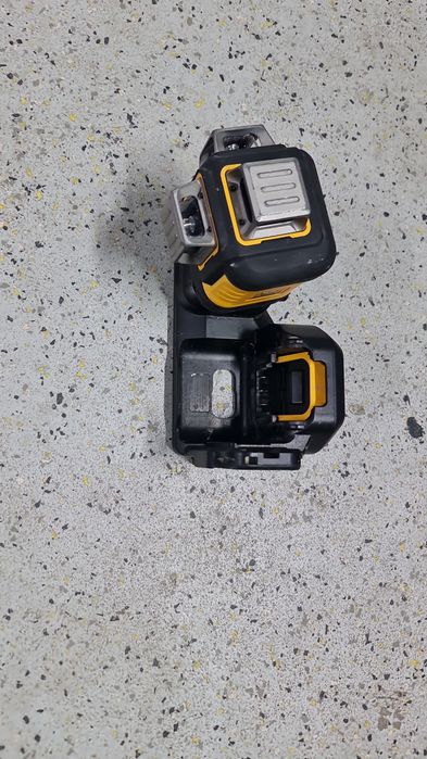 Dewalt laser 18V