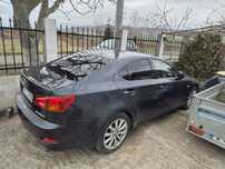 Lexus is 220  на части
