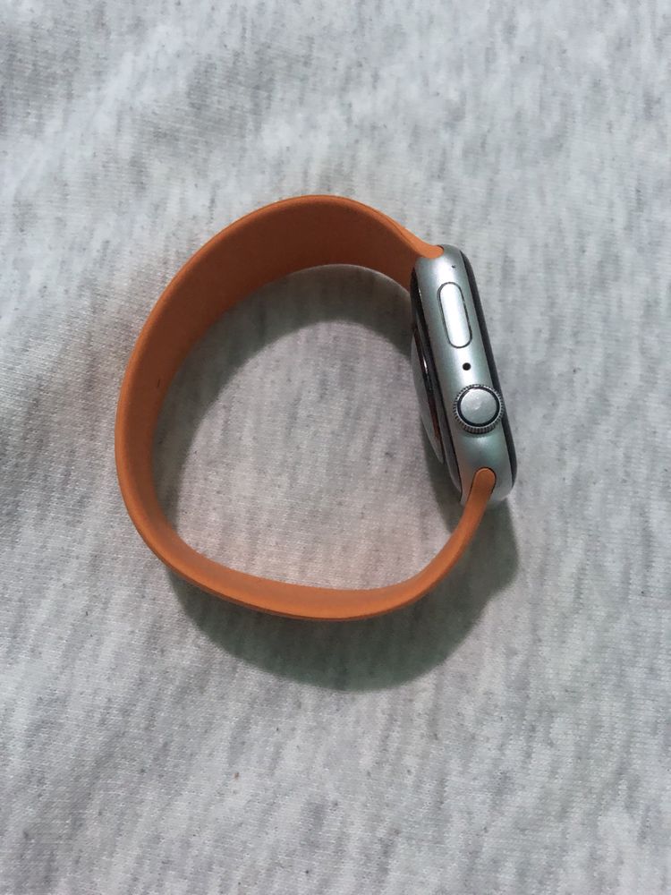 Apple watch series 4 44mm xNike