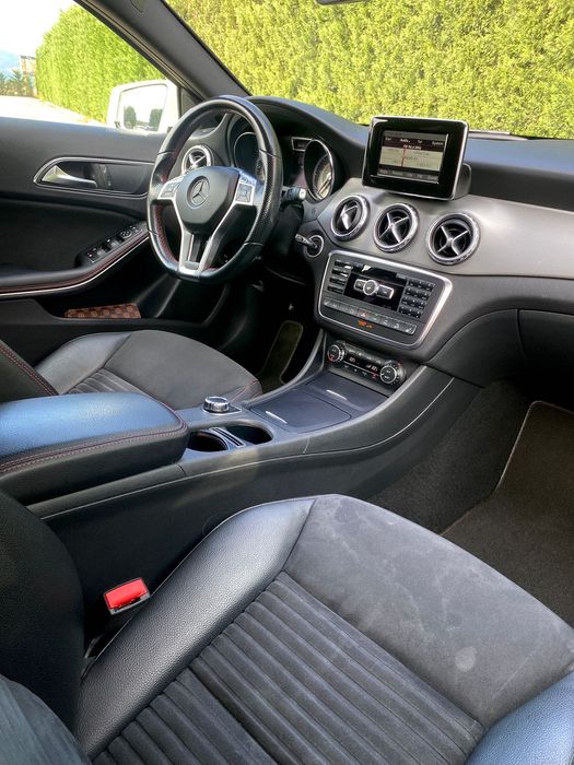 Mercedes Benz GLA Pachet AMG