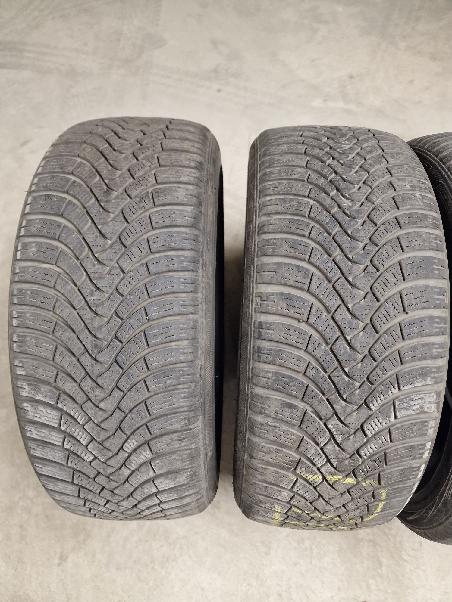 FALKEN EUROWINTER 225/45/19 дот. 2019
225/45 R19