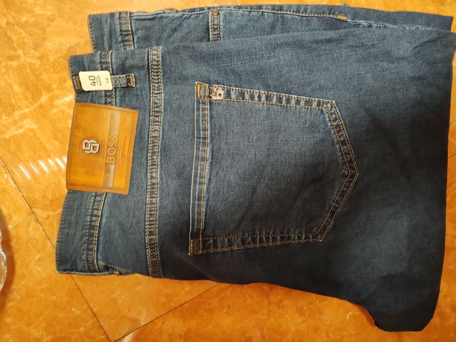 Vind blugi Originali mărci diferite