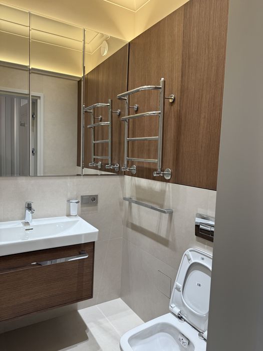 Сдается квартира в Жк Инфинити 4/7/12(120м2)