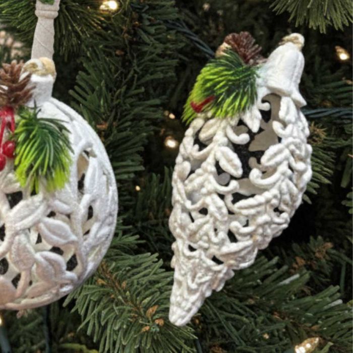 Коледни играчки за елха „Winter White Elegance“