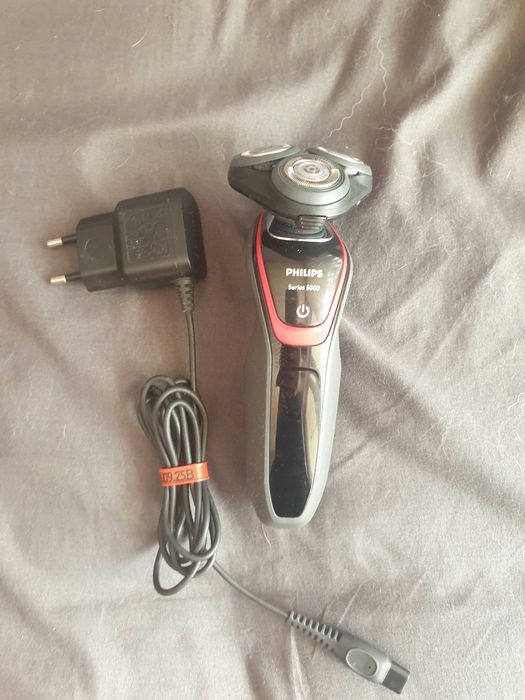 Самобръсначка Phillips series 5000