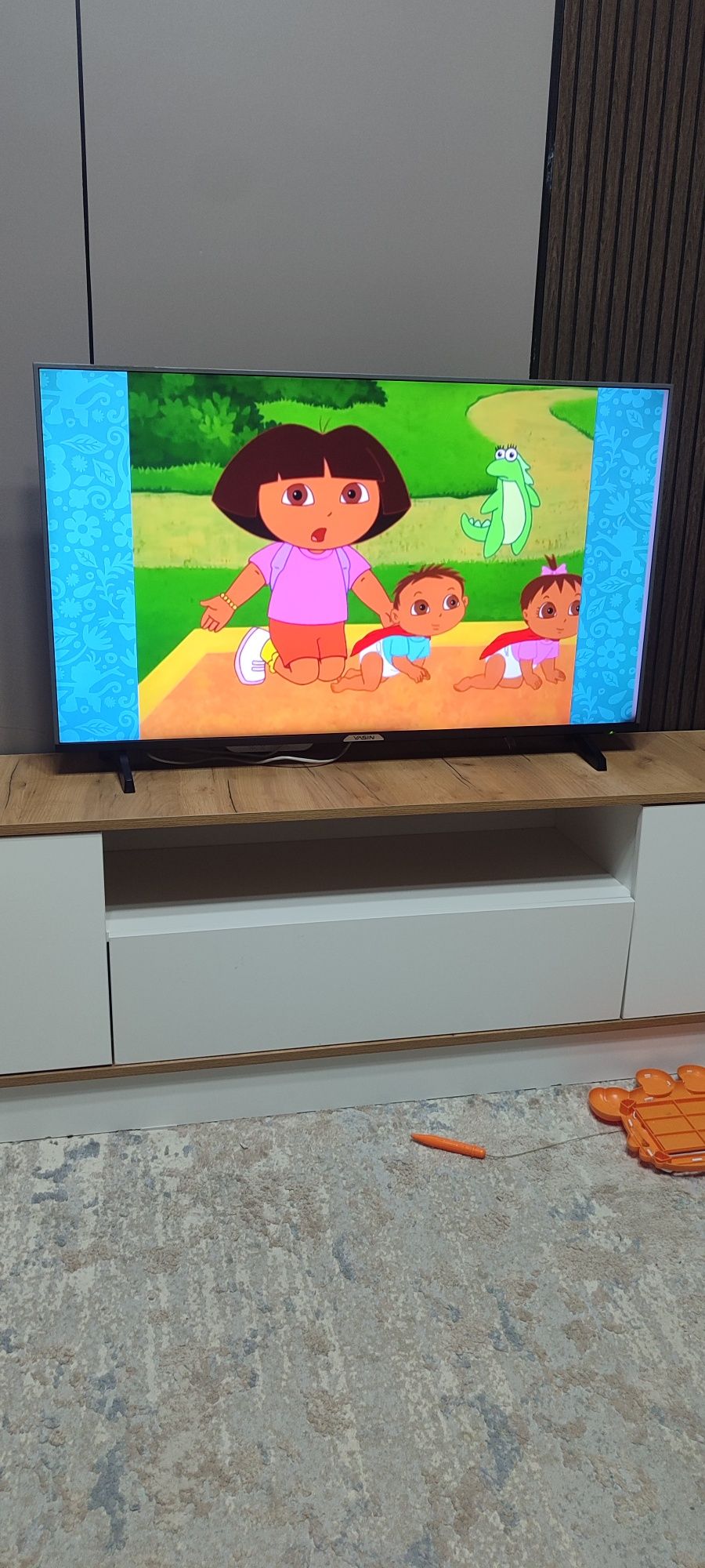 Yasin smart tv (43)