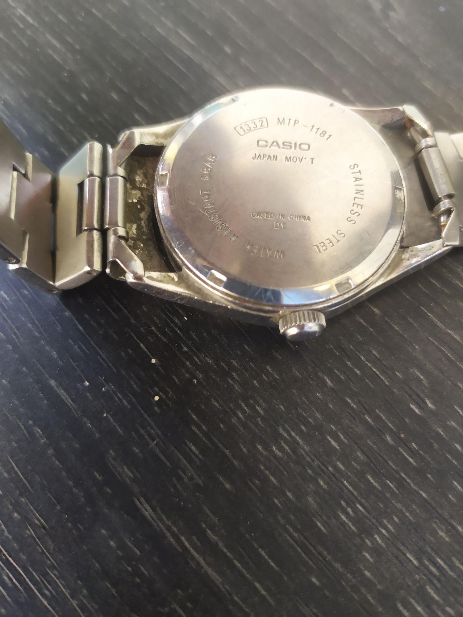 Ръчен часовник Casio