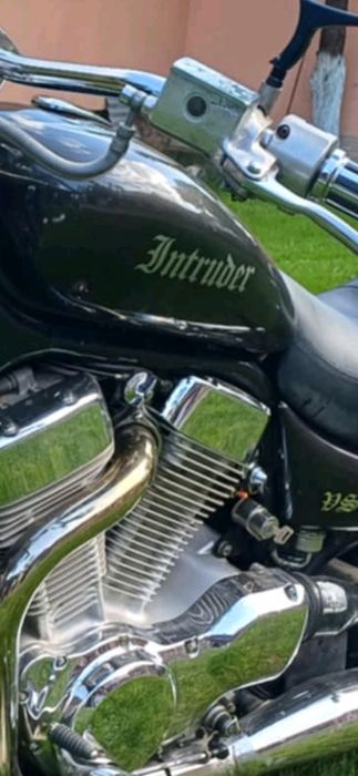 Suzuki Intruder V5 1400.