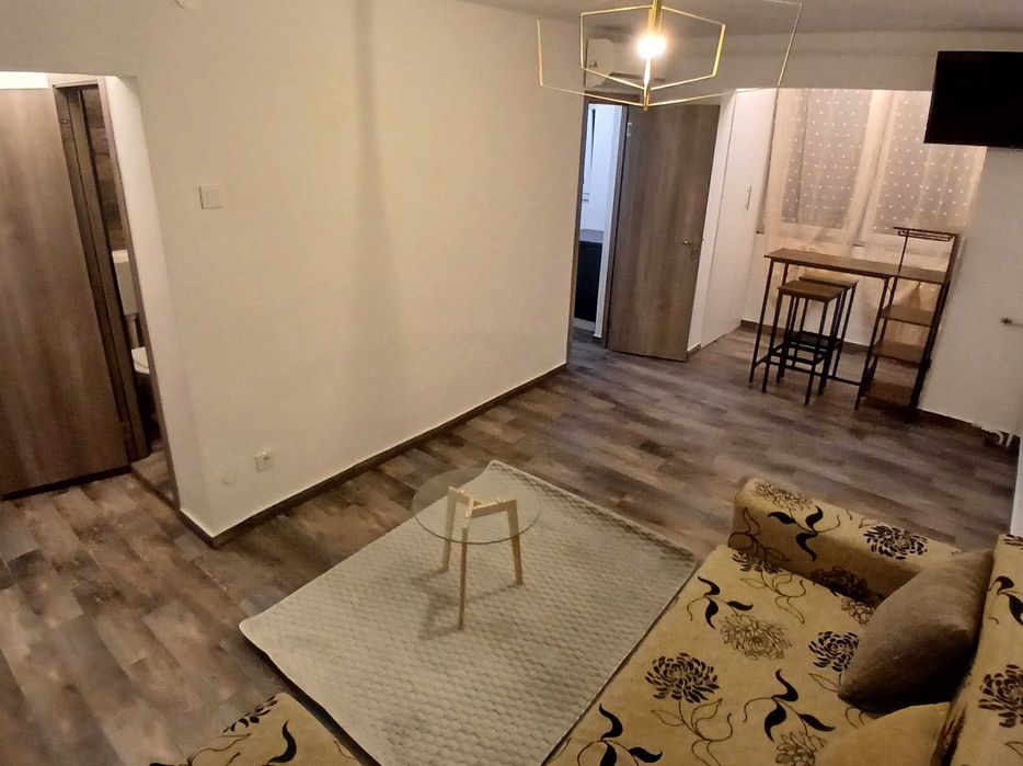 Inchiriez Garsoniera (Proprietar),Lux, Zona Miorita – Prima Inchiriere