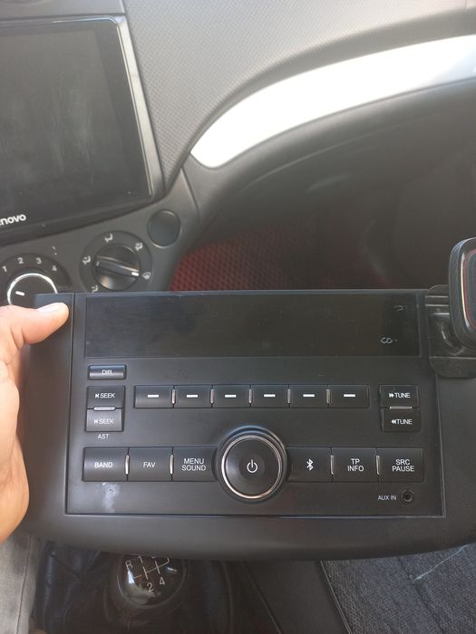 Nexi3 Magnitola sotiladi xama joyi ishlidi  alo darajada