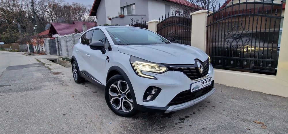 Renault Captur 2021/E-TECH PLUG-IN160 INTENS/ Full led/Navi/Keyless/Side/line/2 chei