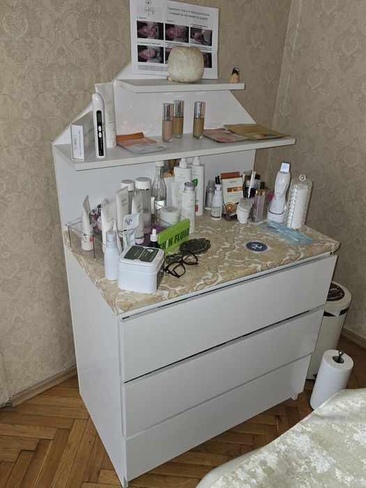 Скринер с огледало комод