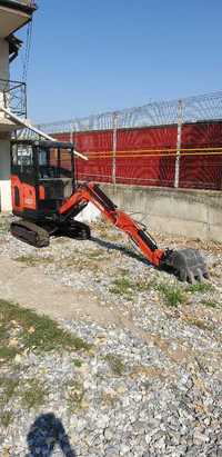 INCHIRIEZ/ Execut lucrari cu Miniexcavator 2,7 to / Basculanta 3,5 to