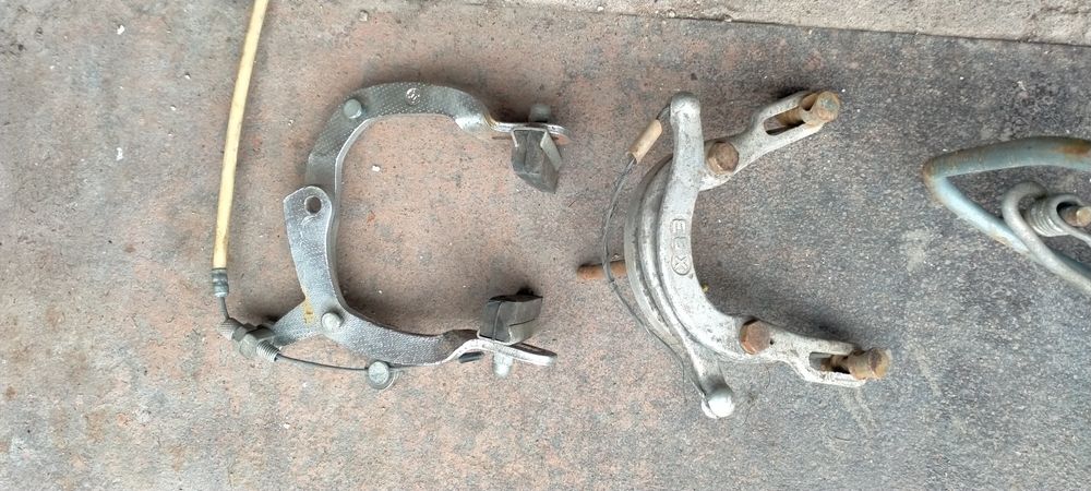 Запчасти на ХВЗ велосипед и велосипед "Урал".