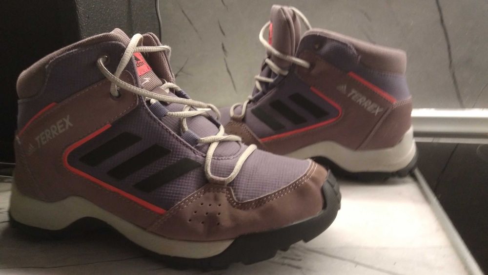 ADIDAS TERREX Оригинални Размер 35, като нови