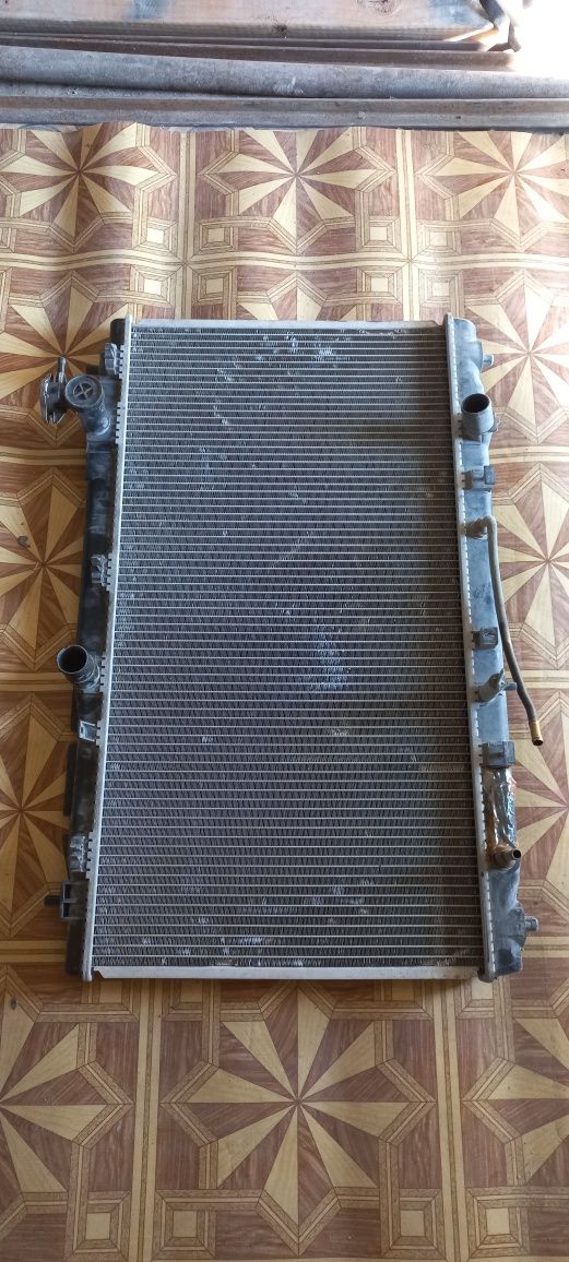 Продается радиатор от авто Camry 3.5 40 модели