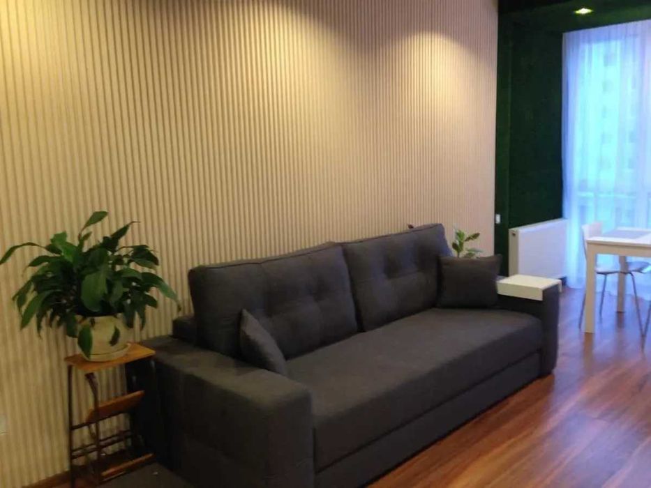 Дава се под наем Двустаен апартамент в София, Център - 55 кв.м за 397.8 € - Снимка #1