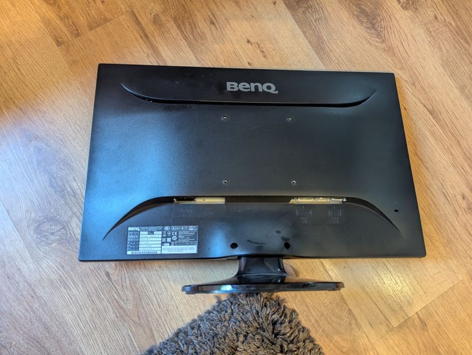 Monitoare 21.5 si 27 inch