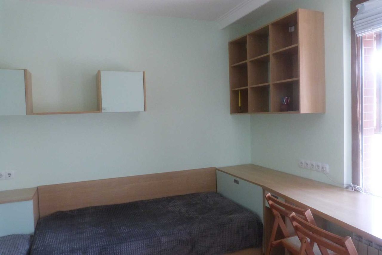 Дава се под наем Тристаен апартамент в София, Изток - 90 кв.м за 960 € - Снимка #8