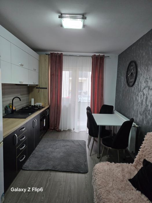 Inchiriez apartament 2 camere