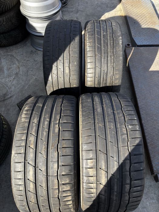 set anvelope 245/35/R21  275/30/R21 Hankook