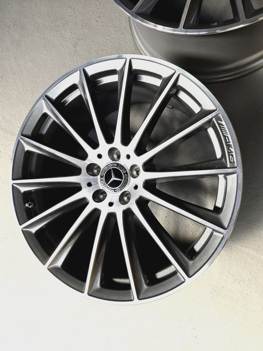 AMG  20  Мерцедес  А223 .