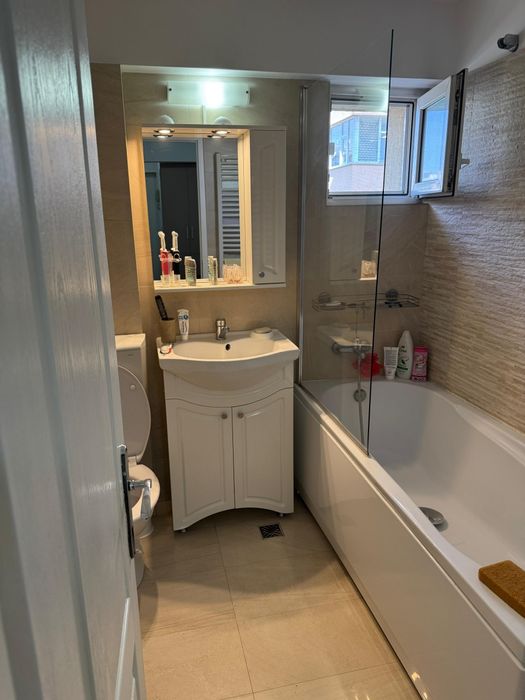 Vând apartament cu 3 camere în Mănăștur