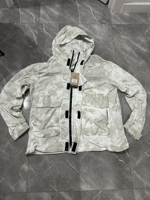 Geaca Nike Impermeabila Vant si Ploaie