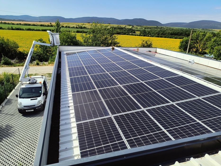 Доставка и изграждане на Фотоволтаични системи  / ФЕЦ