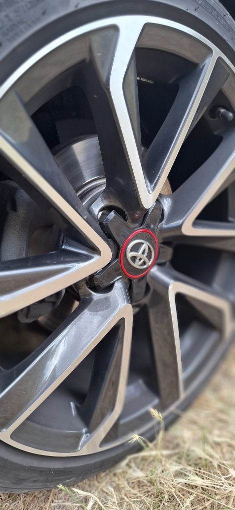 Тойота королаGR SPORT 1,6 i 132hp