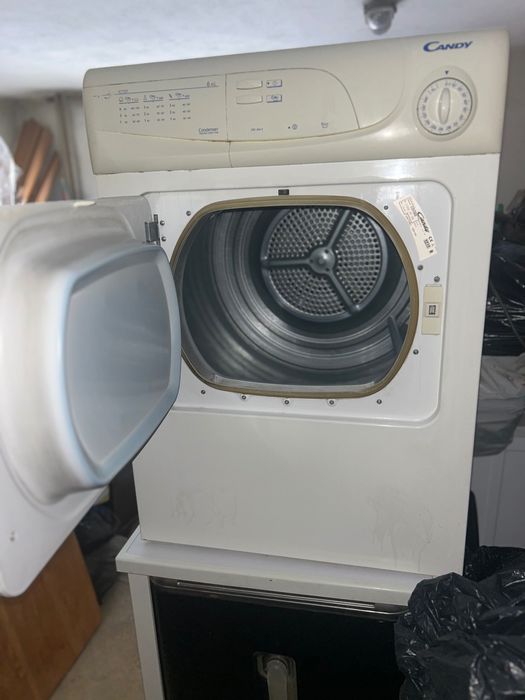 Продавам сушилня Candy