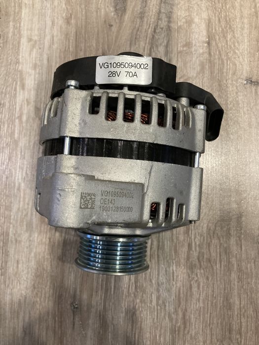 Продам генератор на Hovo , Shahman