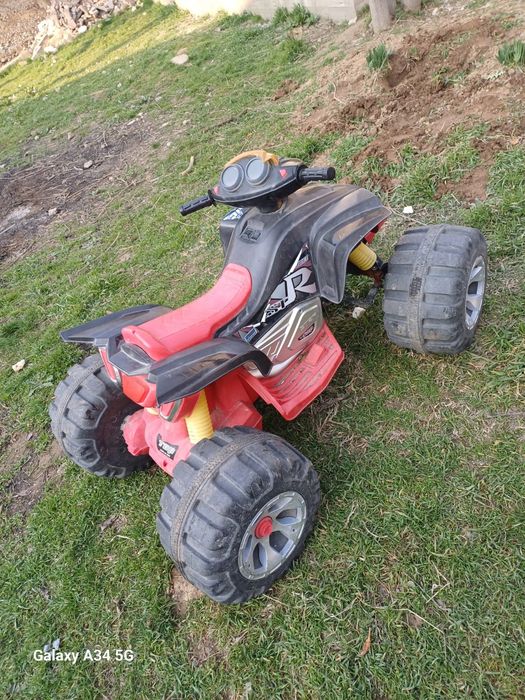 Пподается машинка в хорошем состоянии