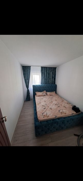 Vand apartament 3 camere etaj 2