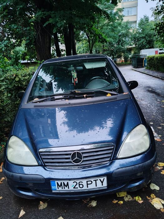 Vind autoturism marca Mercedes