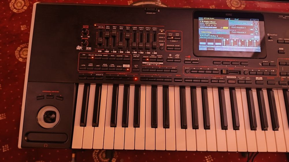 Продавам Korg PA 4X PRO                   Корг ПА 4х