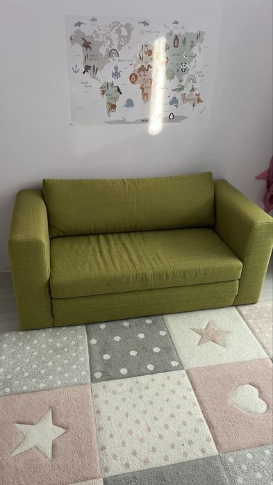 Диван, който се преобразува в легло