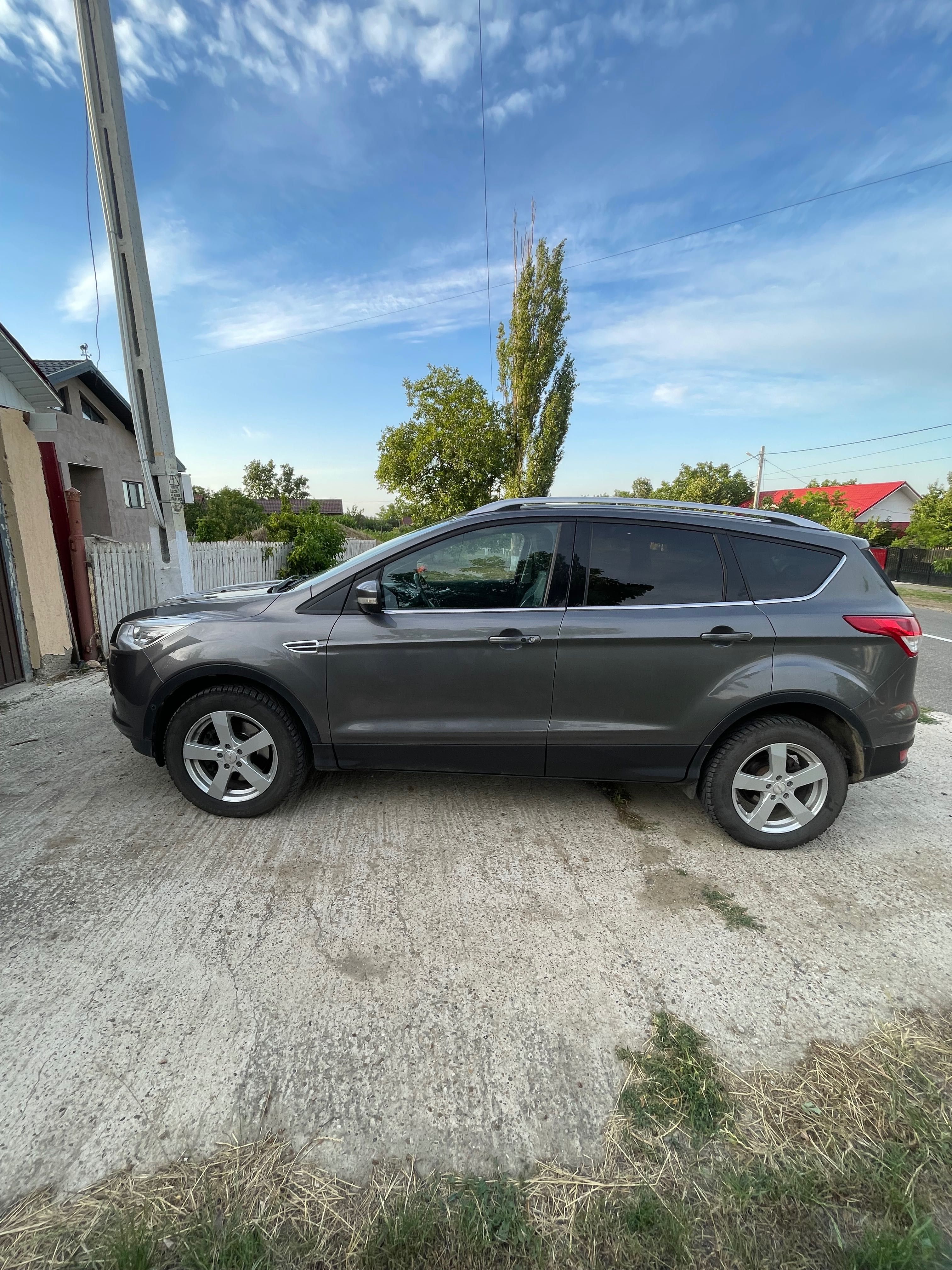 Ford Kuga 2013 ,