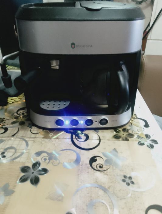 Vand expresor de cafea Studio casa